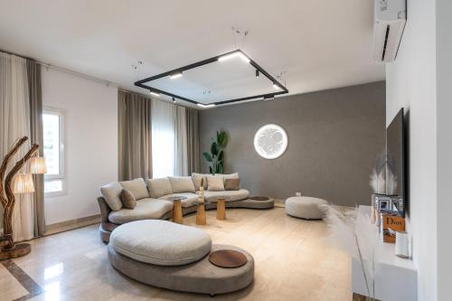 Elegant 4 Bedroom Apartment Boulevard Mivida Emaar