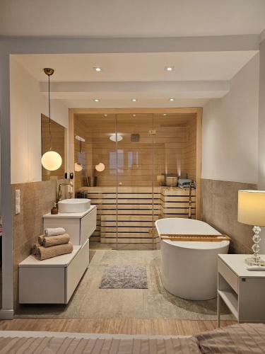 Luxury Apartment with Sauna in City Center