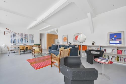 145 sq meter Loft with AC