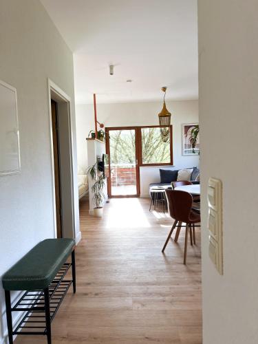 Ruang duduk di Nomad Nest
