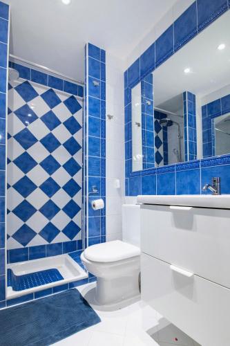 Haliviera - Golden Square, 1min from beach
