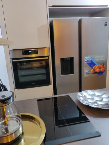 Beautiful Apartment with Parking, Brilliant Location