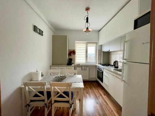 Dapur atau dapur kecil di Apartament BelleView