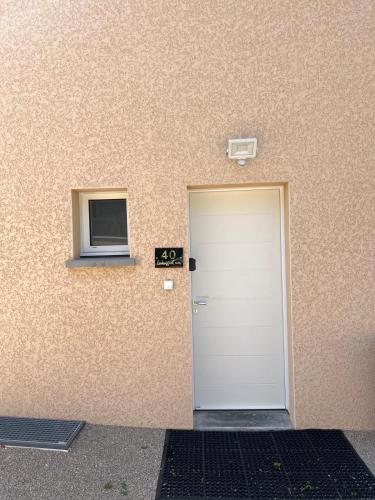 Maison 40 avec 5 chambres lechaffardcom