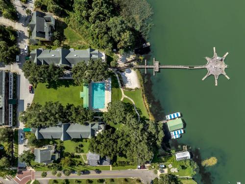 an aerial view of a bridge over a river at Doras Dream, 4 Bedrooms, Sleeps 12, Downtown in Mount Dora