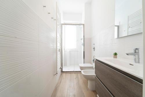 Modern Flat 10 minutes Duomo