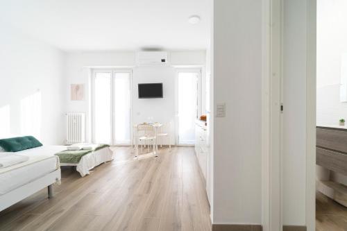 Modern Flat 10 minutes Duomo