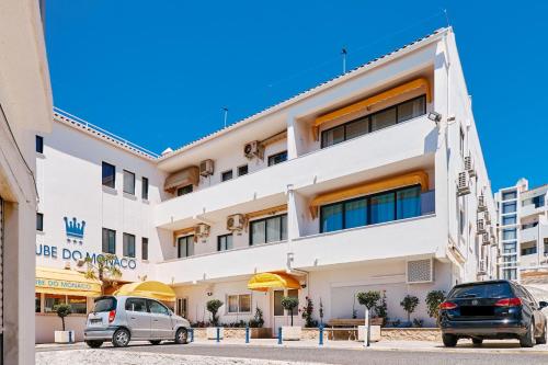 Apartment Monaco mit Pool