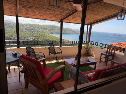 Gallery image of Paradise Views in Sardinal