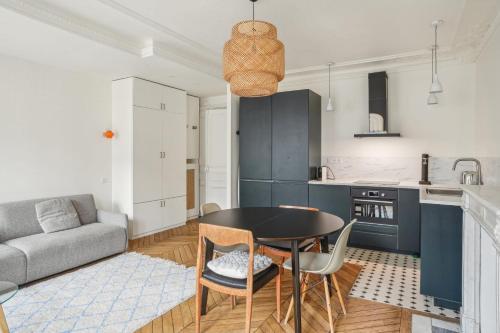 Liège - C Mercier 1bdr - B'Your Home