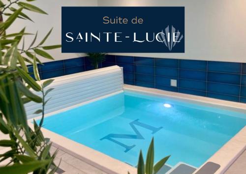 Πισίνα στο ή κοντά στο Les Suites du Dossen