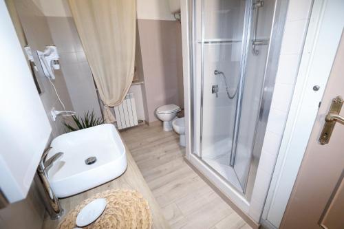 Bilik mandi di Casa Mia Apartment Fiumicino