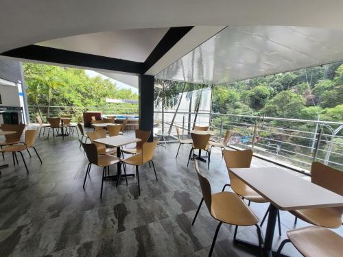 Restaurace v ubytování Hotel Med 33