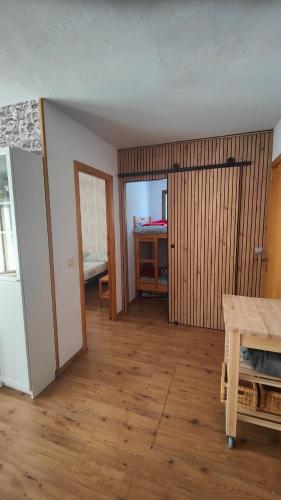 Ένα ή περισσότερα κρεβάτια σε δωμάτιο στο Port del Comte Apartment - A PIE DE PISTA