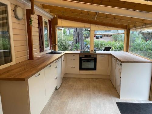 Köök või kööginurk majutusasutuses Mobil home