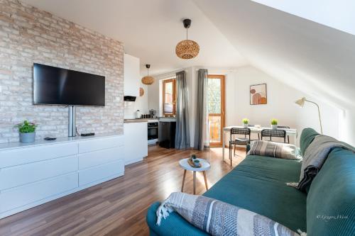 Apartament Górska Przystań - blisko dworca PKP, w spokojnej okolicy by Apartamenty w Karkonoszach