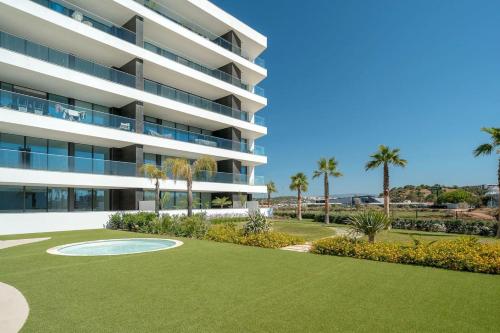 Beleza - Luxury Ocean View Central Condo near Beach
