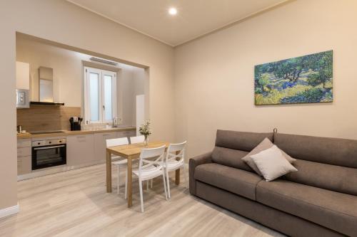 Bianca - Roby - Paolo Apartments by Mamo Florence photo 22