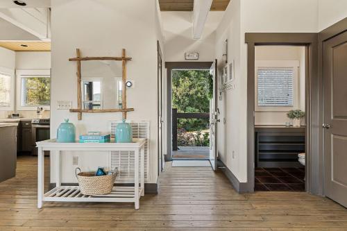 Φωτογραφία από το άλμπουμ του Captain's Quarters σε Smithville
