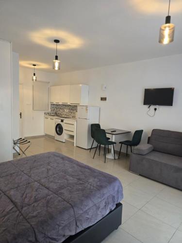 Margarita gardens block 6 studio apartment 623