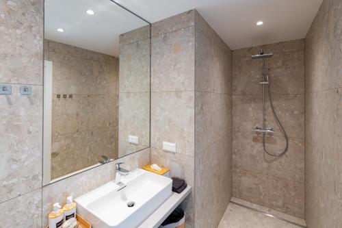 Ένα μπάνιο στο Apartment Mohr am Semmering
