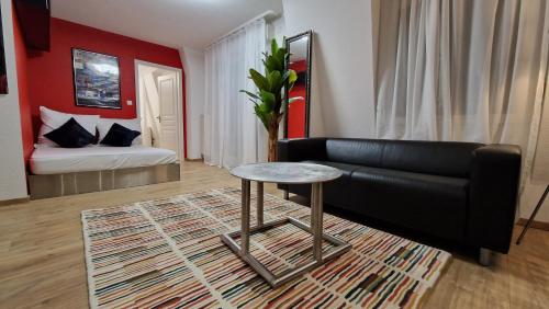 Ένα ή περισσότερα κρεβάτια σε δωμάτιο στο Swiss Border Apartment for 4 People, Free Parking, 1min from Basel