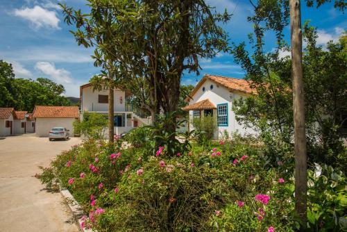 Κήπος έξω από το Pousada São Manoel
