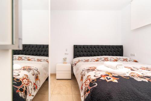 Ένα ή περισσότερα κρεβάτια σε δωμάτιο στο Casa Ianco &Rares
