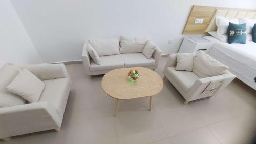 Гостиная зона в Lily holiday hotel