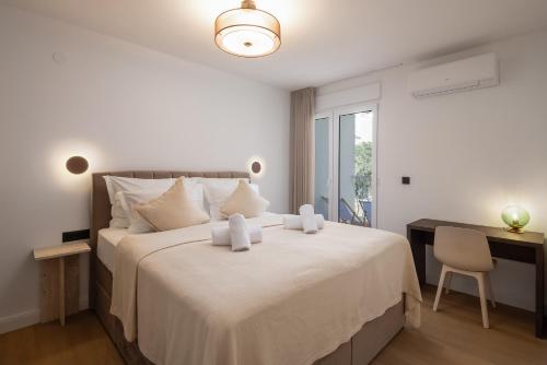Leonela apartment