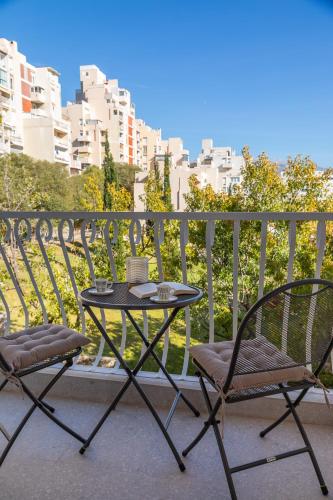Leonela apartment