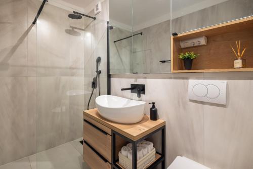 Leonela apartment