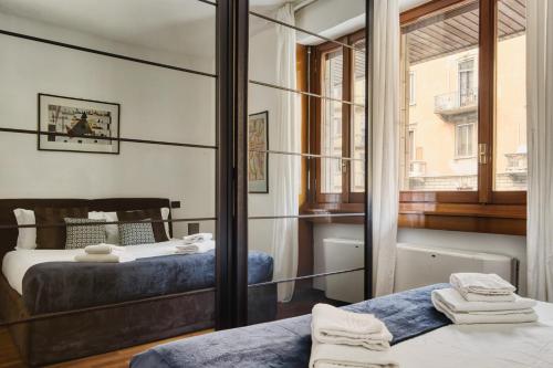 Just Urban Stays - Strategic 1BR Apartment for Duomo & City Life - M1
