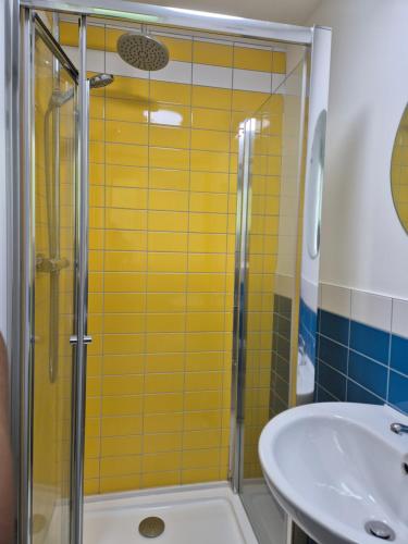 Ένα μπάνιο στο The Hyde House - En Suite Rooms