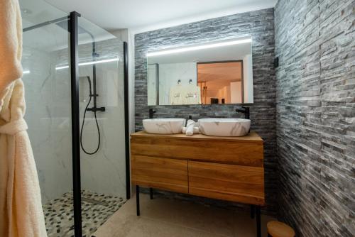 Koupelna v ubytování One Love Room