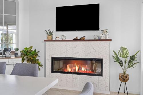 صورة لـ Waterfront Paradise Lodge Brightwaters في Morisset East