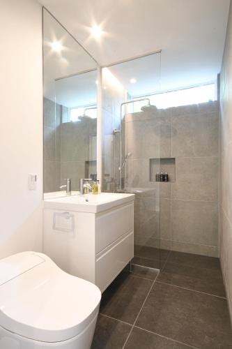 Iora - Japandi style luxury chalet
