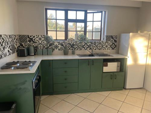 Billede fra billedgalleriet på Private cottage with Mountain view, 10 min to Beach i Cape Town