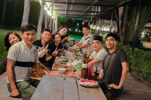 Tetamu yang menginap di Jungle Boss Travel Lodge