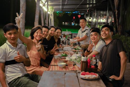 Tetamu yang menginap di Jungle Boss Travel Lodge