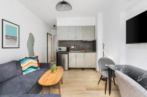 Emerald Luxury Apartment by BiNoBi!