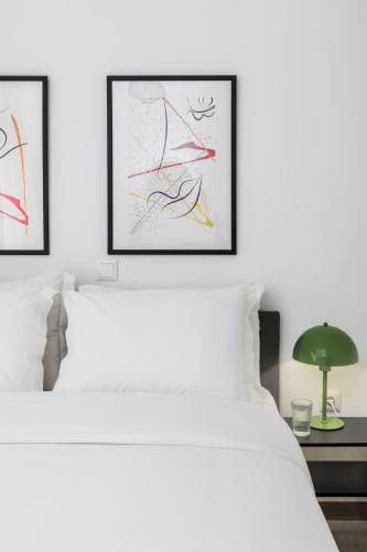 Emerald Luxury Apartment by BiNoBi!