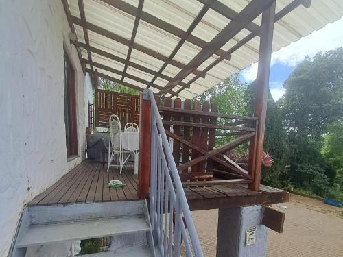 Balkoni atau teres di Willowdene Bed and Breakfast