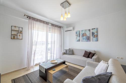 Tranquil Getaway by InFox Suites