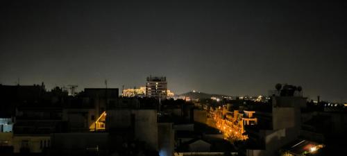Athens at your feet - Modern Loft with a view