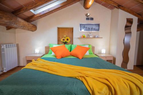 Katil atau katil-katil dalam bilik di Siena Crete senesi 5 minuti Chianti, Val d'Orcia