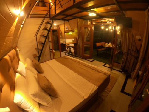 Postel nebo postele na pokoji v ubytování Jetzo Grand Chalet