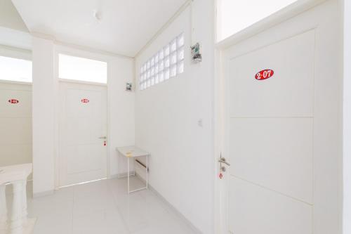 Photo de la galerie de l'établissement RedDoorz near Lampung City Mall, à Tanjungkarang-Telukbetung