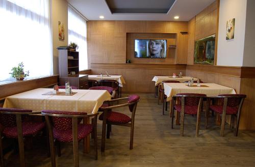 Μια τηλεόραση ή/και κέντρο ψυχαγωγίας στο Penzion Majak