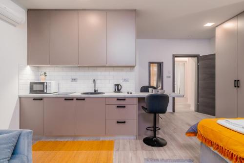 Prince Downtown Modern Studio Apartments